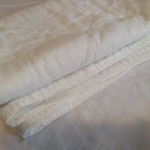 Vintage quilt for 39-inch bed